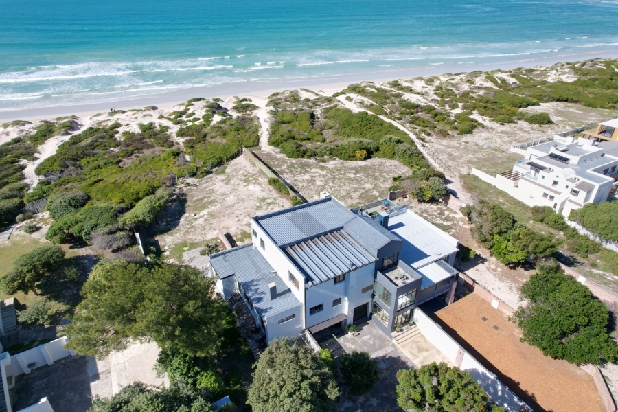 3 Bedroom Property for Sale in Struisbaai Western Cape